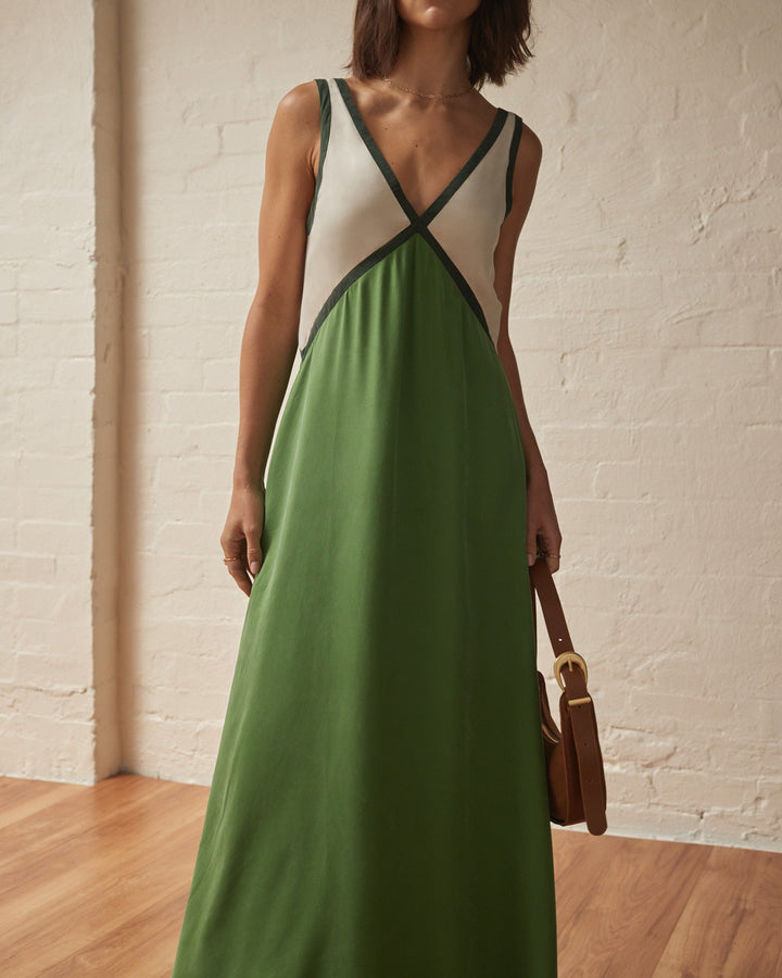 Sienna - Sukienka Maxi w Kontrastowych Kolorach