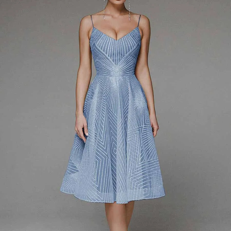 Larra™ | Elegancka sukienka z odkrytymi plecami